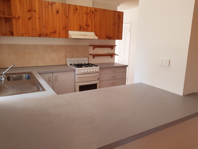 8 Portsmouth Place, Waikiki WA 6169