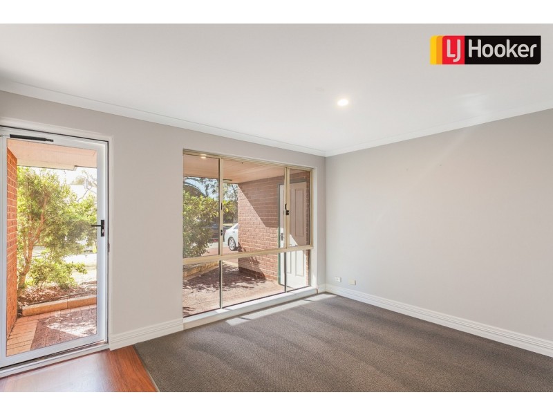 5 Toulon Gardens, Port Kennedy WA 6172