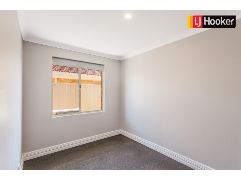 5 Toulon Gardens, Port Kennedy WA 6172