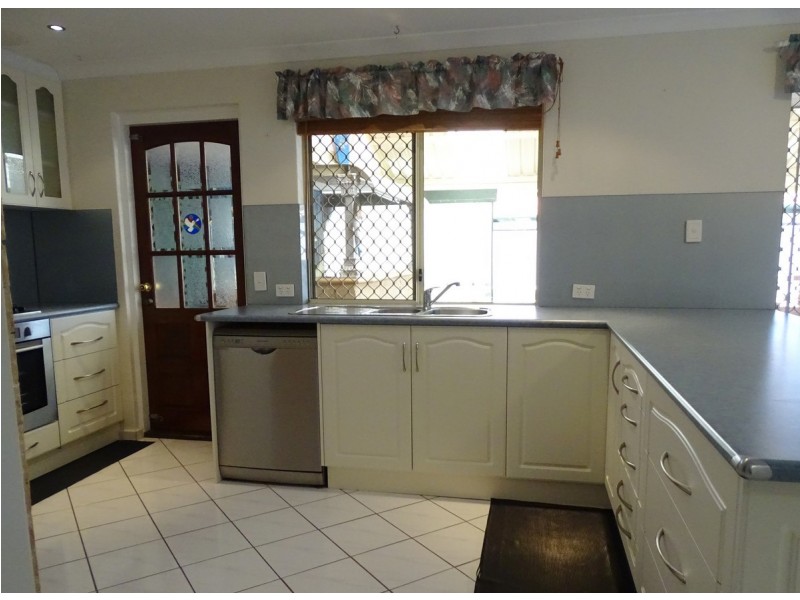 2 Kingsford Court, Port Kennedy WA 6172