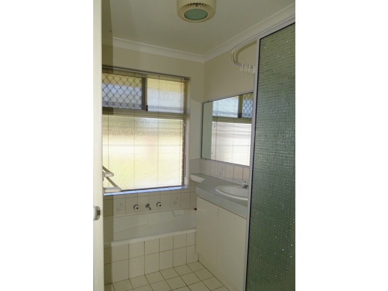 2 Kingsford Court, Port Kennedy WA 6172