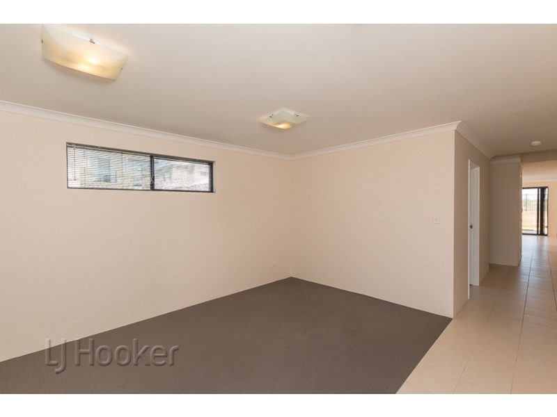 13 Bremen Lane, Port Kennedy WA 6172