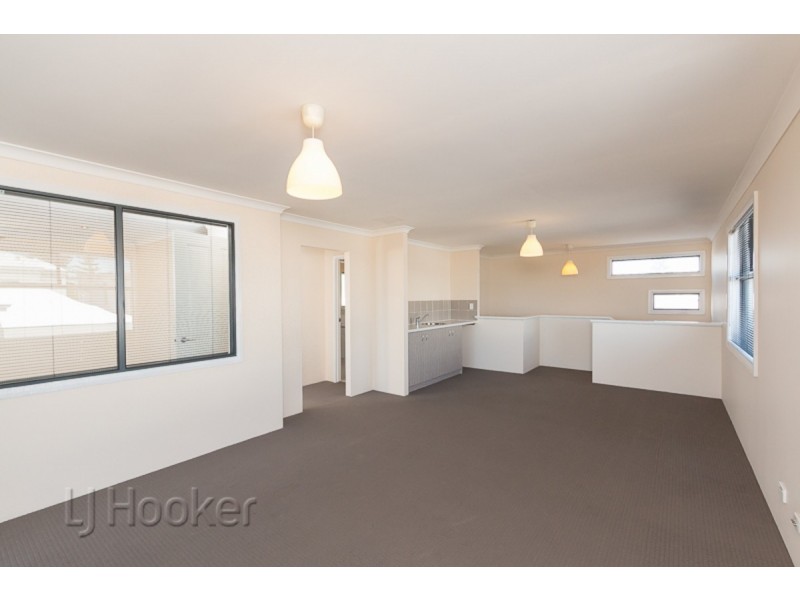 13 Bremen Lane, Port Kennedy WA 6172