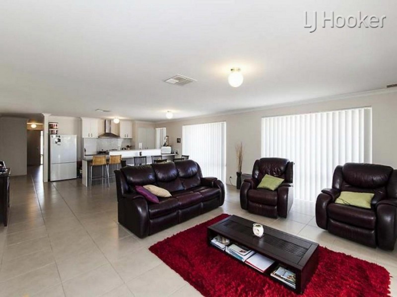 31 Wanderer Parkway, Baldivis WA 6171