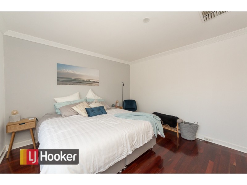 54 Malibu Road, Safety Bay WA 6169