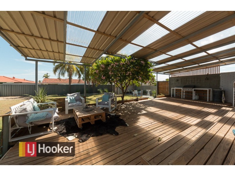 54 Malibu Road, Safety Bay WA 6169