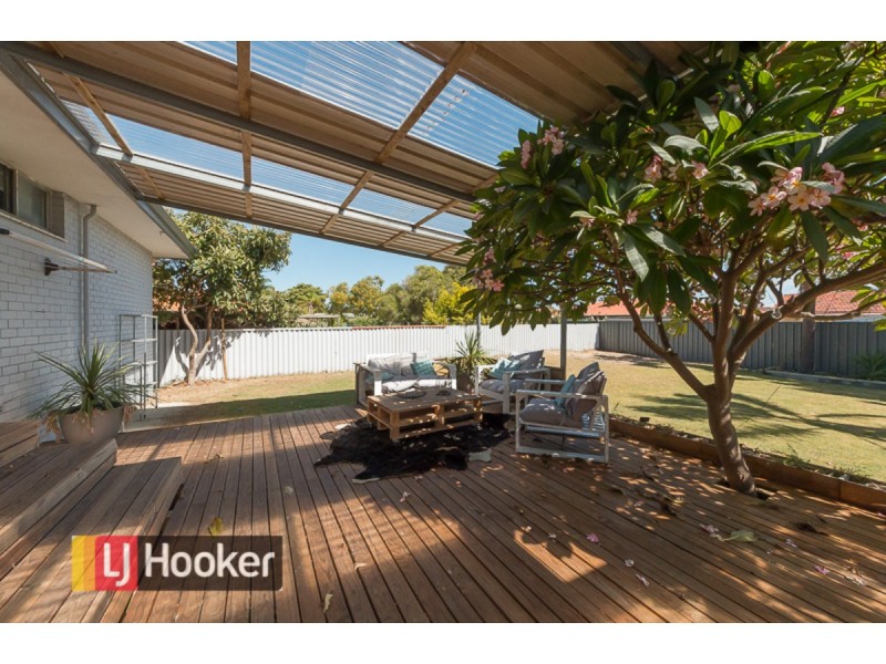 54 Malibu Road, Safety Bay WA 6169