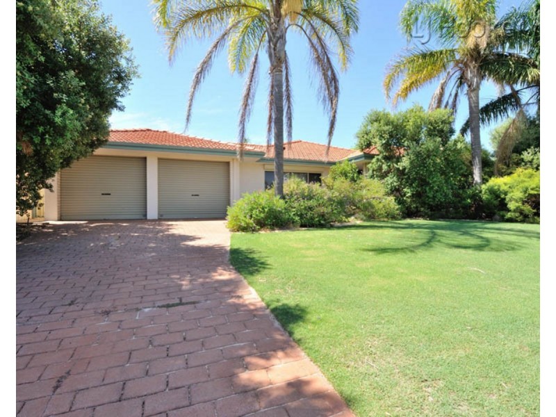 23 The Avenue, Warnbro WA 6169