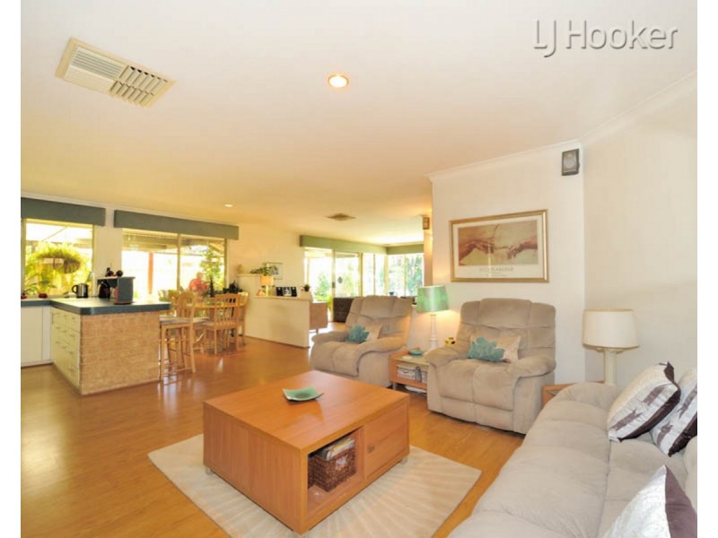 23 The Avenue, Warnbro WA 6169