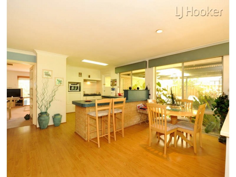 23 The Avenue, Warnbro WA 6169