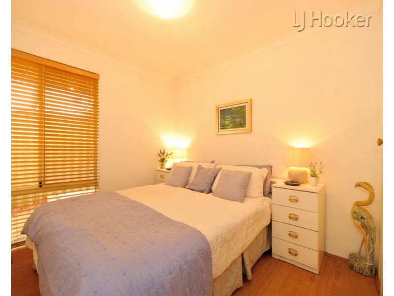 23 The Avenue, Warnbro WA 6169