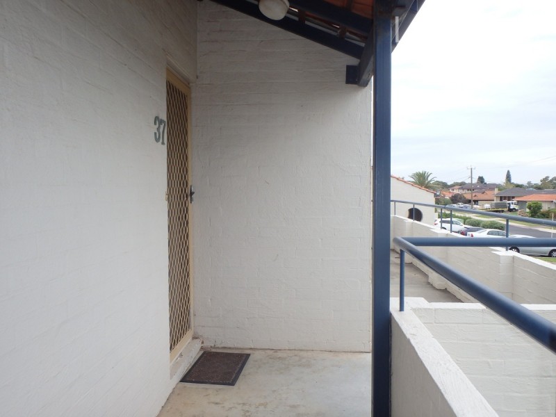 37/436 Safety Bay Road, Safety Bay WA 6169