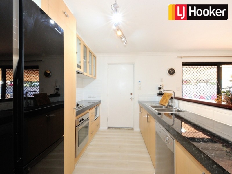 132 San Sebastian Boulevard, Port Kennedy WA 6172