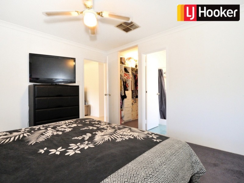 132 San Sebastian Boulevard, Port Kennedy WA 6172