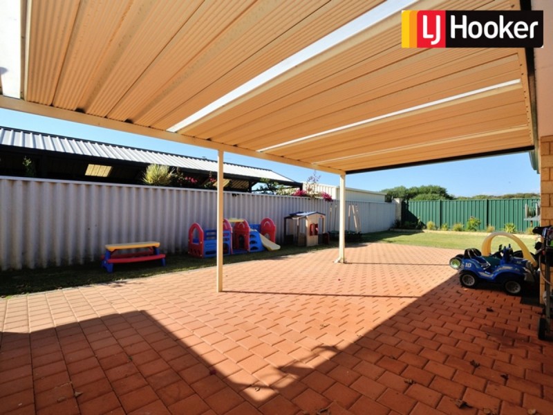 132 San Sebastian Boulevard, Port Kennedy WA 6172