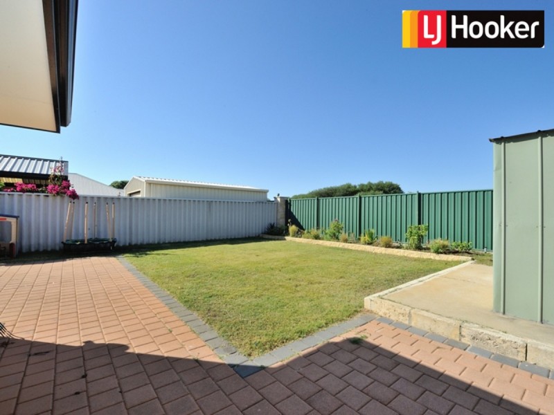 132 San Sebastian Boulevard, Port Kennedy WA 6172