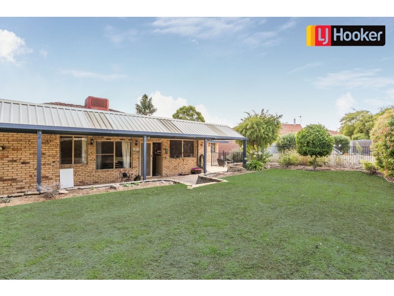 8 Doncaster Gardens, Port Kennedy WA 6172