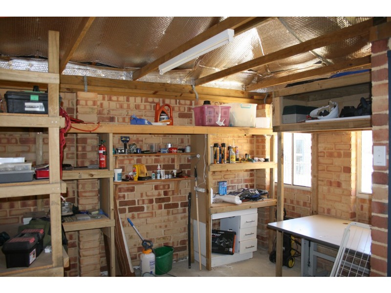 8 Doncaster Gardens, Port Kennedy WA 6172