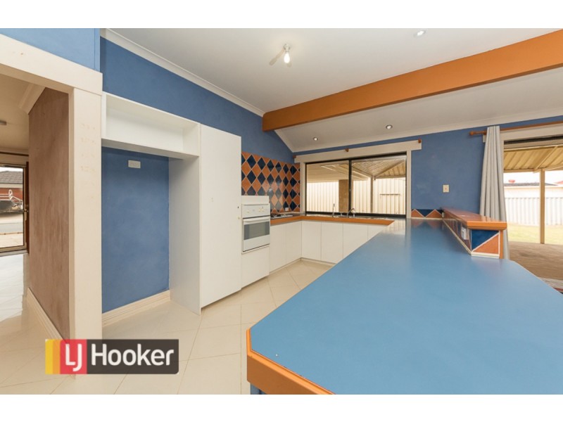 2 Strasbourg Ramble, Port Kennedy WA 6172