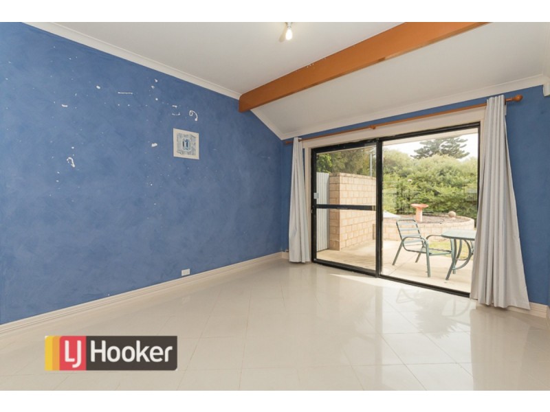 2 Strasbourg Ramble, Port Kennedy WA 6172