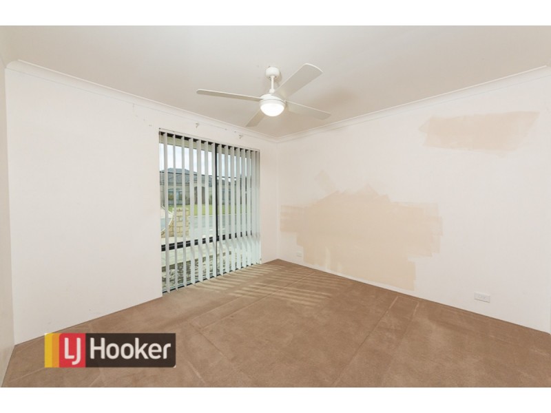 2 Strasbourg Ramble, Port Kennedy WA 6172