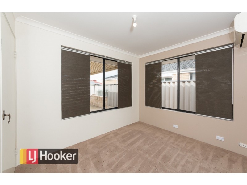 2 Strasbourg Ramble, Port Kennedy WA 6172