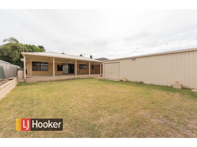 2 Strasbourg Ramble, Port Kennedy WA 6172