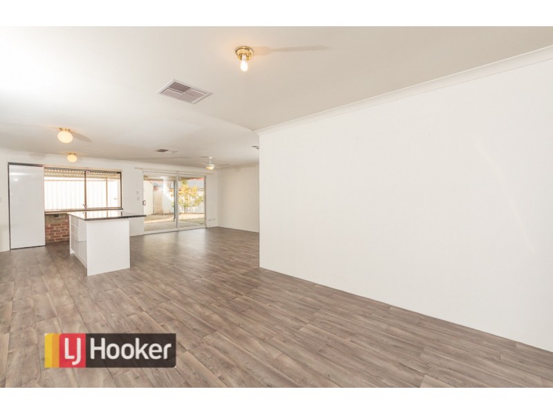 32 Manly Crescent, Warnbro WA 6169