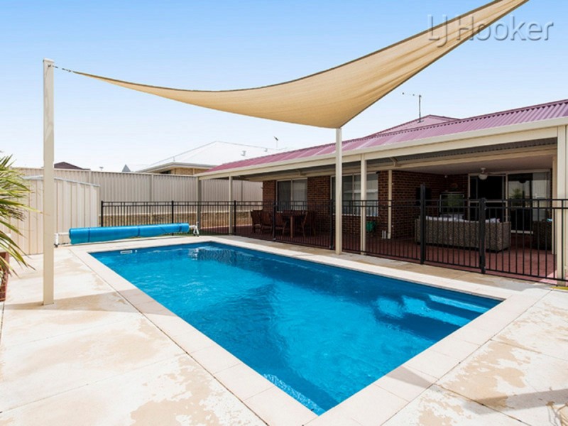 4 Layer Close, Baldivis WA 6171