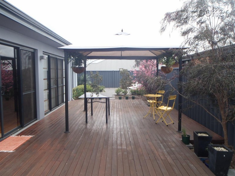 16 Corymbia Green, Baldivis WA 6171