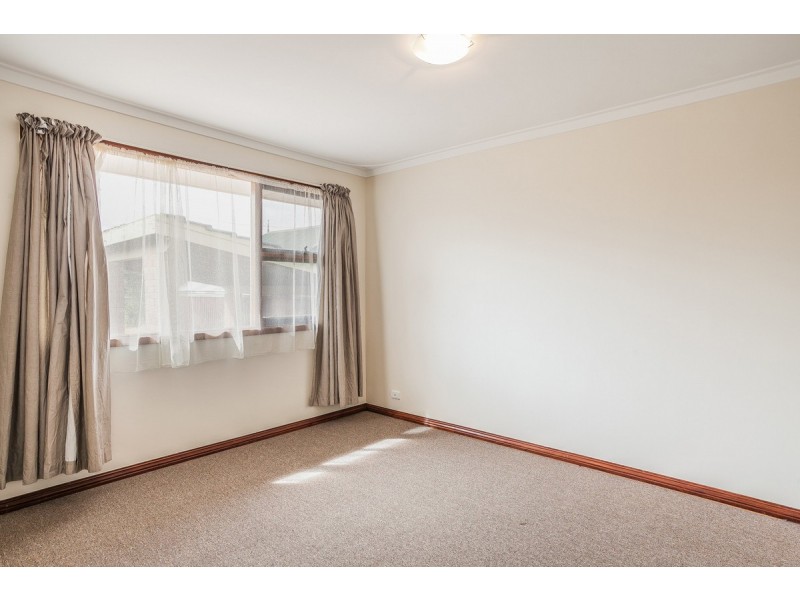 7 Pictor Court, Rockingham WA 6168