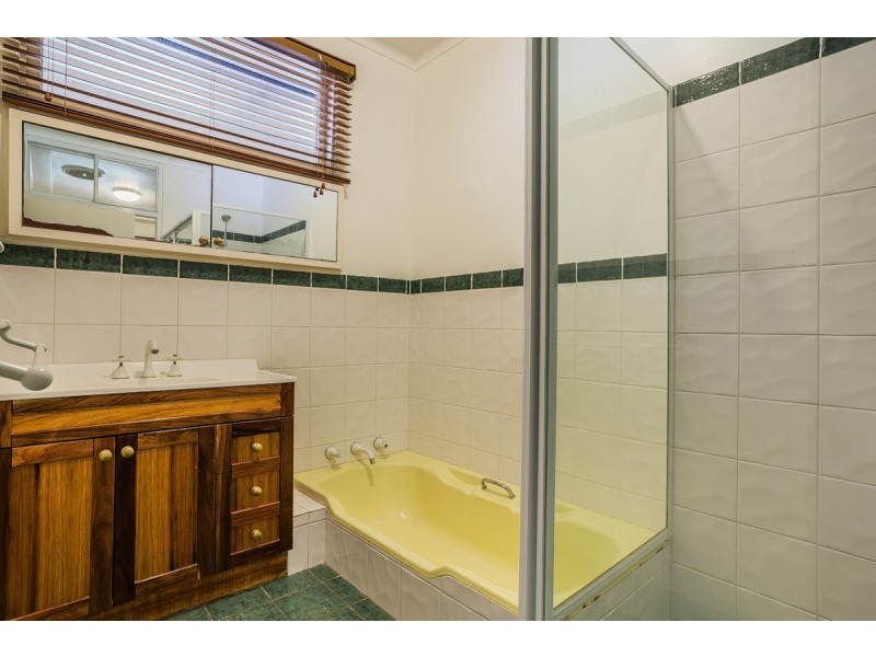 7 Pictor Court, Rockingham WA 6168