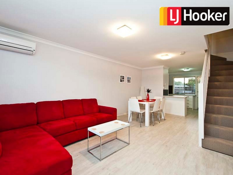 1/52 Kent Street, Rockingham WA 6168