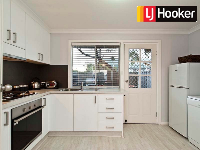 1/52 Kent Street, Rockingham WA 6168