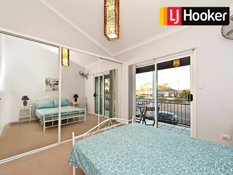 1/52 Kent Street, Rockingham WA 6168