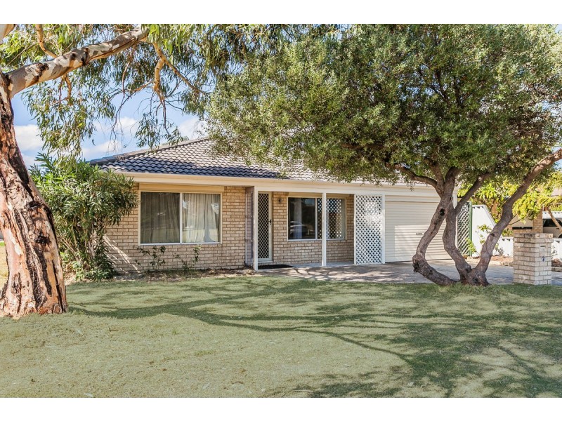 12 Jersey Way, Waikiki WA 6169