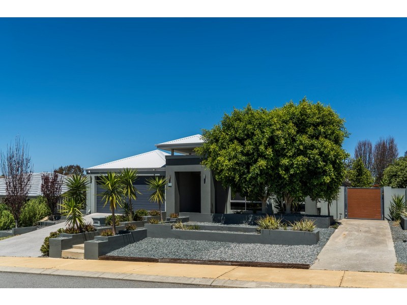 10 Yelbeni Loop, Baldivis WA 6171