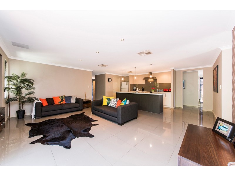 10 Yelbeni Loop, Baldivis WA 6171