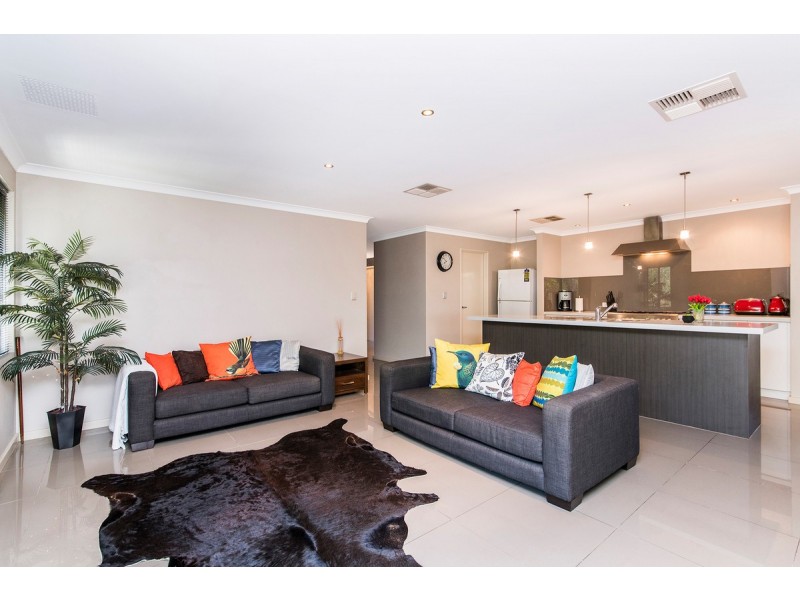 10 Yelbeni Loop, Baldivis WA 6171