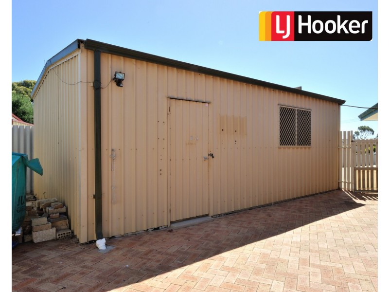 12 Yarra Close, Cooloongup WA 6168