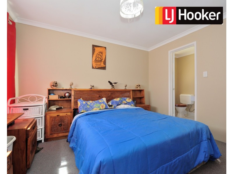 12 Yarra Close, Cooloongup WA 6168