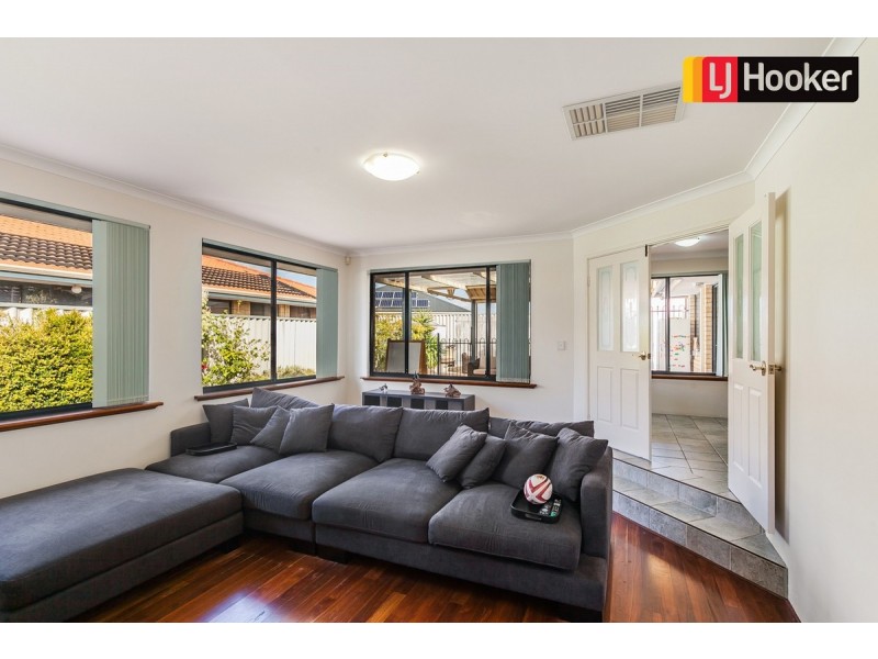 4 Porto Novo Mews, Secret Harbour WA 6173