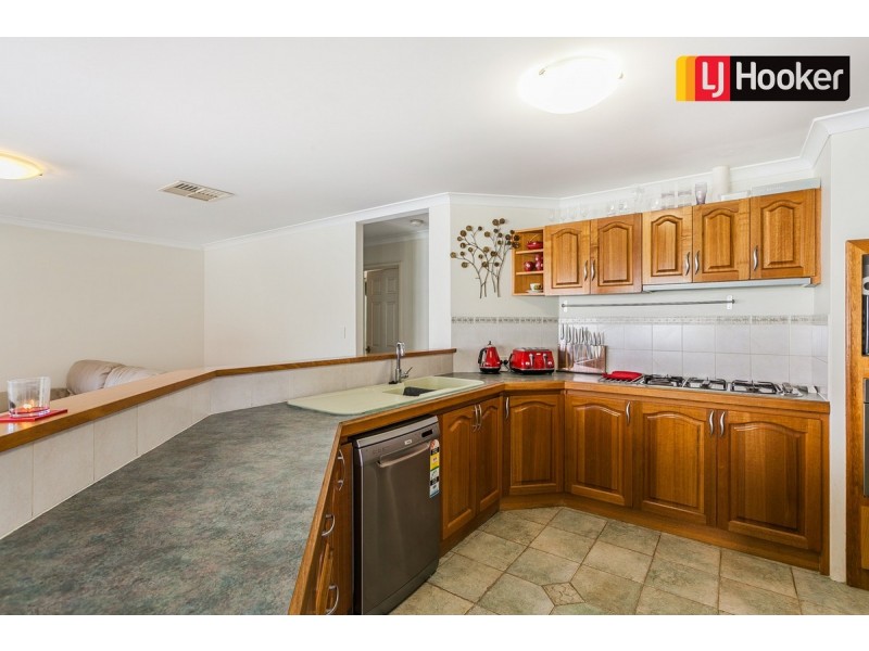 4 Porto Novo Mews, Secret Harbour WA 6173