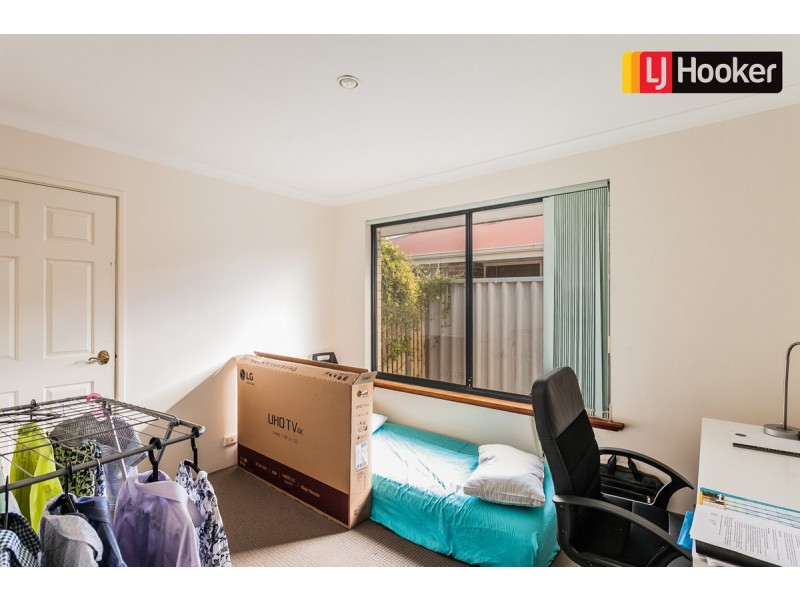 4 Porto Novo Mews, Secret Harbour WA 6173