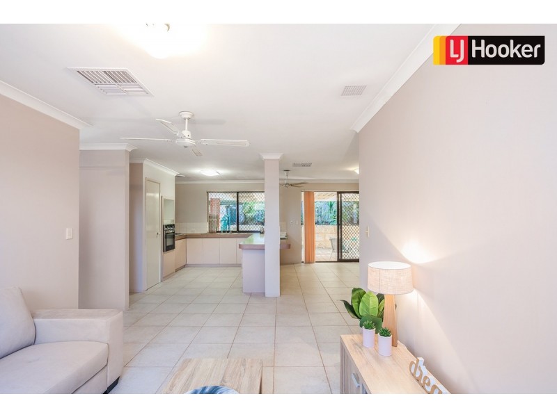 2 Milne Lane, Parmelia WA 6167