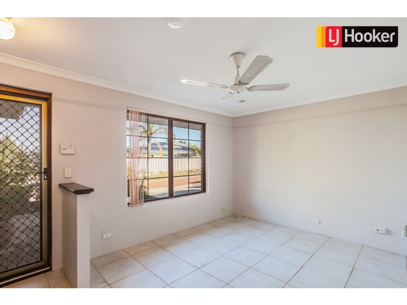 2 Milne Lane, Parmelia WA 6167