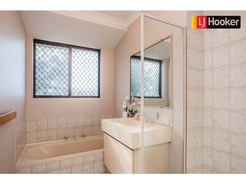 2 Milne Lane, Parmelia WA 6167