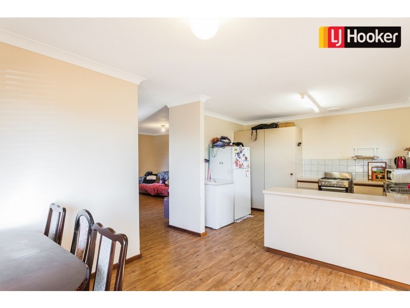 18 Campbell Way, Rockingham WA 6168