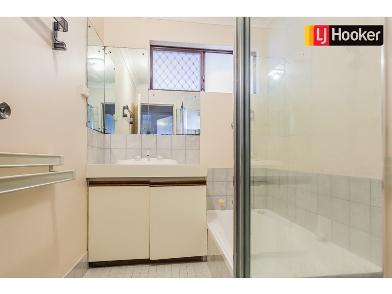 18 Campbell Way, Rockingham WA 6168