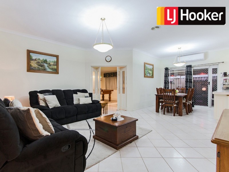 3 Bunker Court, Cooloongup WA 6168